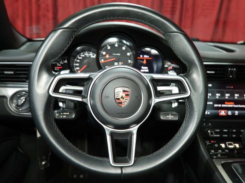 Used 2017 Porsche 911 Carrera RWD image 16
