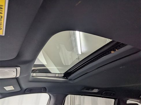 Used 2023 Honda Odyssey Sport image 15