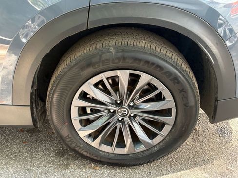 Used 2025 MAZDA CX-70 3.3 Turbo w/ Preferred Package image 33