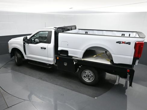 Used 2023 Ford F250 XL w/ XL Chrome Package image 36