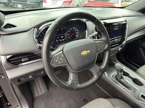 Used 2023 Chevrolet Traverse LT FWD image 31