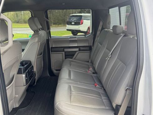 Used 2018 Ford F150 XLT w/ Equipment Group 302A Luxury image 11