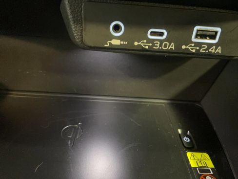 Used 2025 Subaru Forester Limited image 16