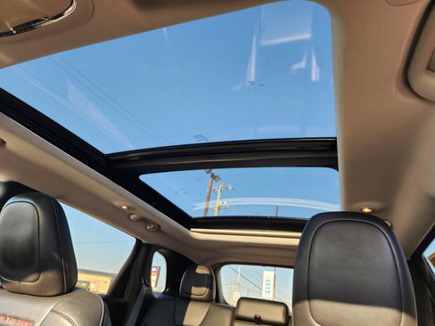 Used 2021 Jeep Cherokee Trailhawk w/ Sun, Sound & Nav Group image 16