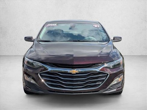 Used 2021 Chevrolet Malibu LT FWD image 2