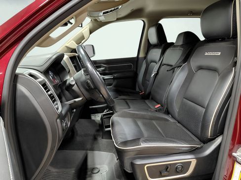 Used 2020 RAM 1500 Laramie AWD/4WD image 3