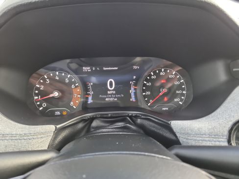 Used 2023 Jeep Compass Sport image 29