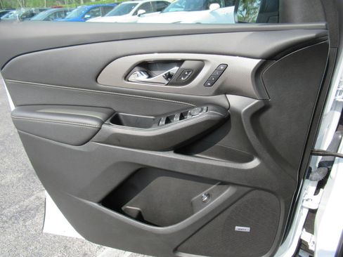 Used 2023 Chevrolet Traverse Premier w/ Redline Edition FWD image 22