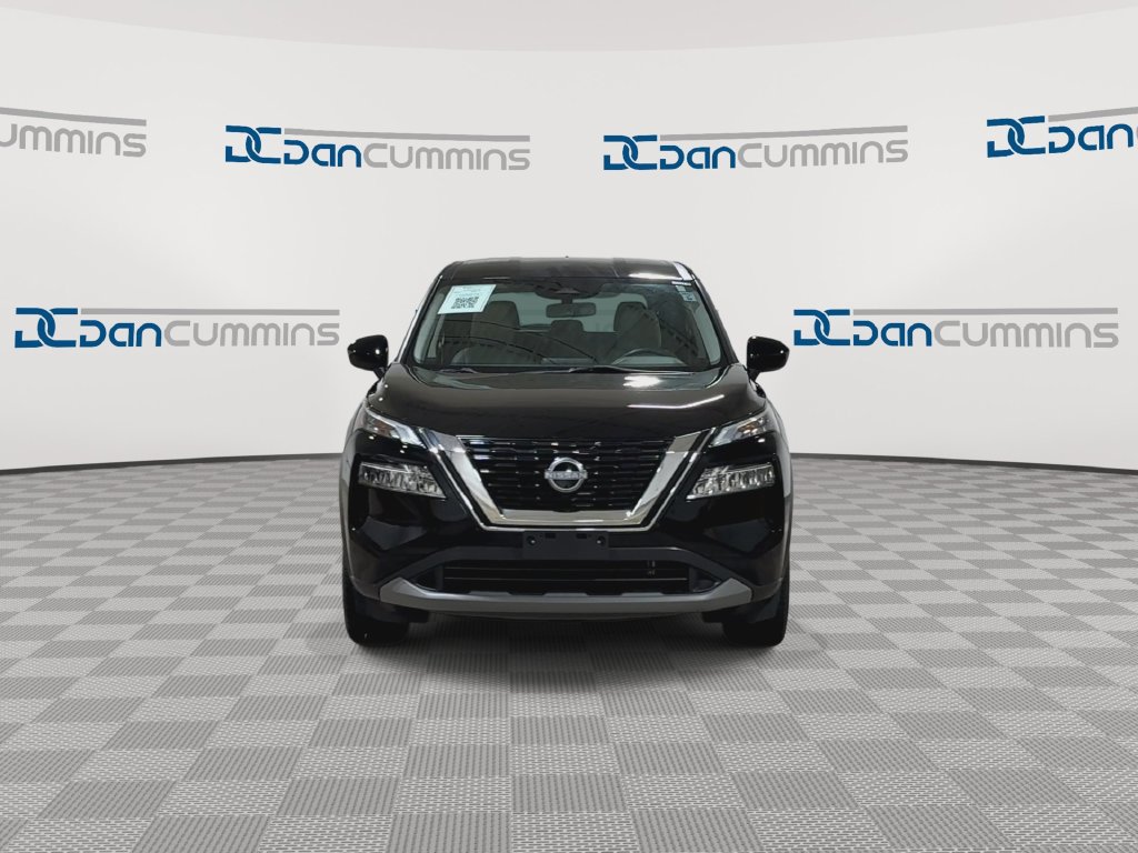 Used 2023 Nissan Rogue SV AWD/4WD image 4