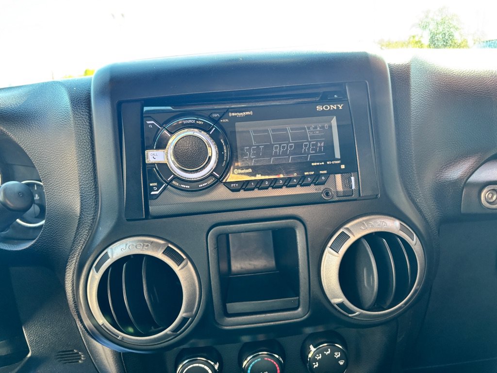 Used 2012 Jeep Wrangler Sport AWD/4WD image 16