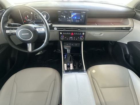 Used 2025 Hyundai Tucson SEL FWD image 24
