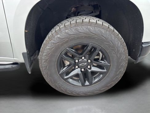 Used 2019 Chevrolet Silverado 1500 LT Trail Boss AWD/4WD image 59