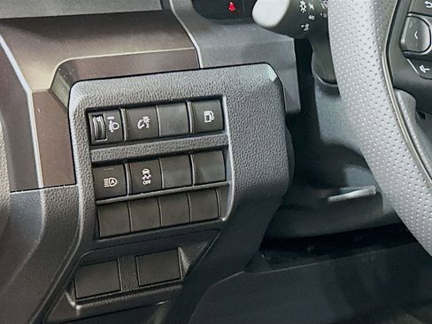 New 2026 Toyota 4Runner SR5 image 8