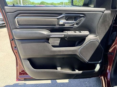 Used 2025 RAM 1500 Laramie AWD/4WD image 12