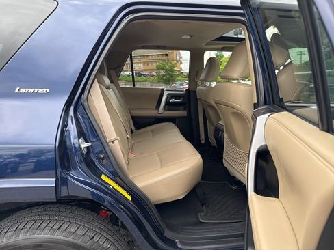 Used 2016 Toyota 4Runner Limited AWD/4WD image 6