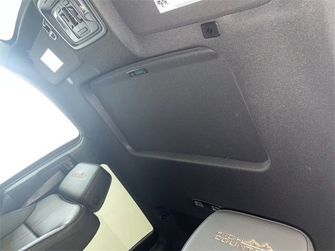 New 2026 Chevrolet Silverado 3500 High Country w/ High Country Premium Package image 24