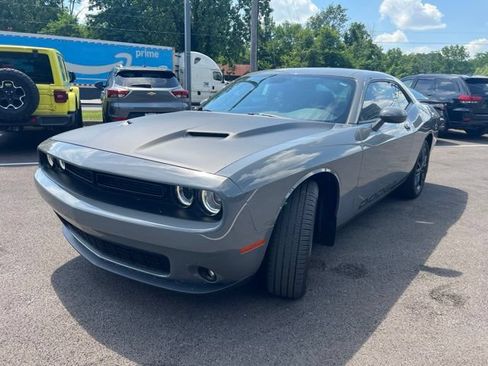 Used 2023 Dodge Challenger SXT w/ Blacktop Package AWD/4WD image 28