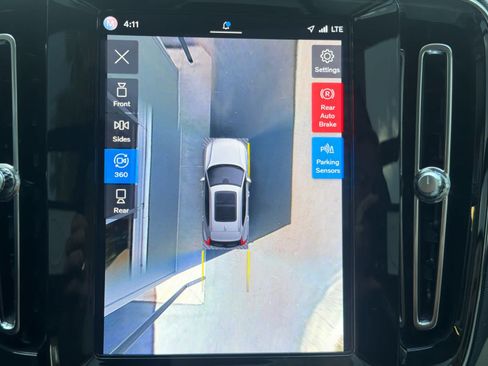Certified 2023 Volvo XC40 B4 Plus w/ Protection Package Premier FWD image 41