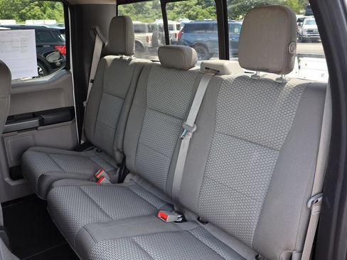 Used 2018 Ford F150 XLT w/ Equipment Group 302A Luxury AWD/4WD image 12