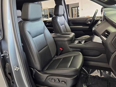 Used 2024 Chevrolet Tahoe LT RWD image 23