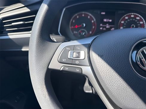 Used 2019 Volkswagen Jetta S image 13