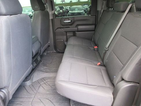 Certified 2024 Chevrolet Silverado 2500 Custom AWD/4WD image 17