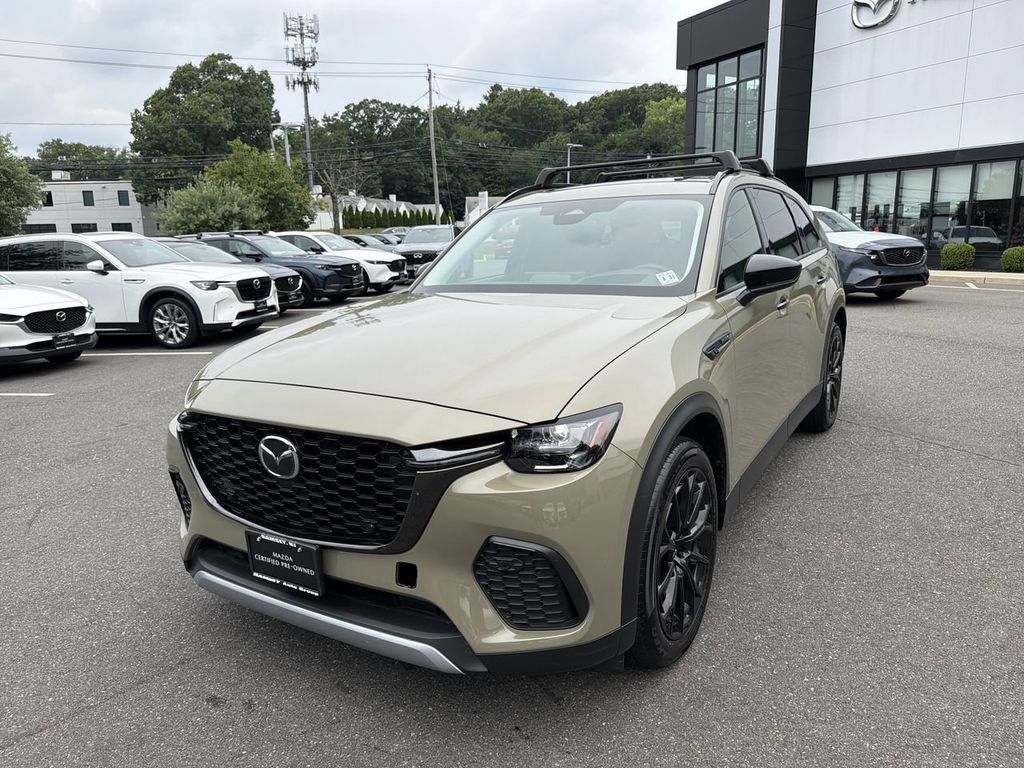 Certified 2025 MAZDA CX-70 3.3 Turbo w/ Premium Package AWD/4WD image 4