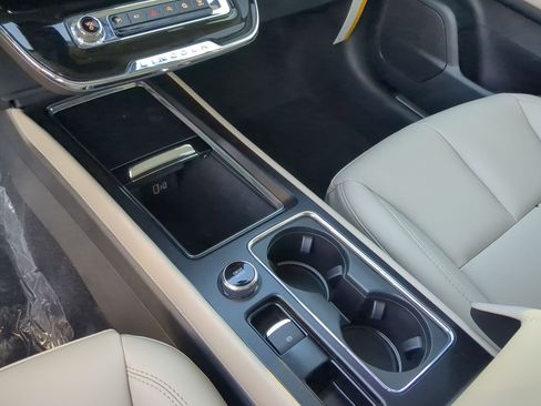 New 2026 Lincoln Corsair Premiere FWD image 20