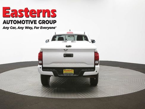 Used 2022 Toyota Tacoma SR w/ SR Convenience Package image 36