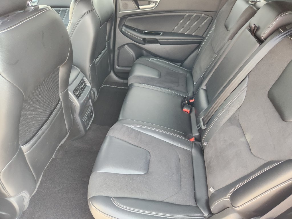Used 2019 Ford Edge ST w/ Equipment Group 401A AWD/4WD image 30