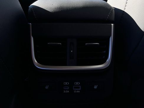 Certified 2025 Subaru Outback Limited image 22