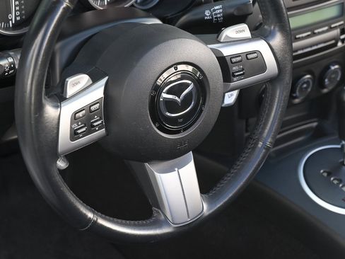Used 2008 MAZDA MX-5 Miata Touring image 17