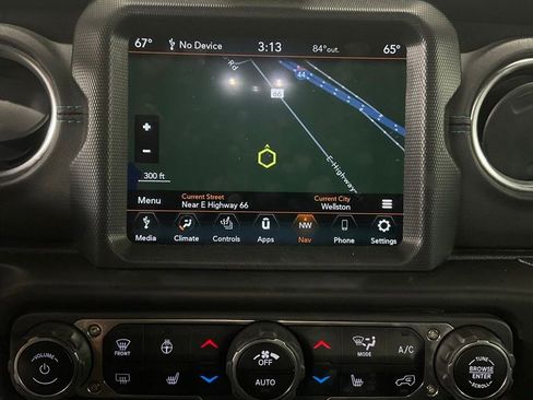 Used 2021 Jeep Wrangler Unlimited Rubicon 4xe w/ Steel Bumper Group AWD/4WD image 17
