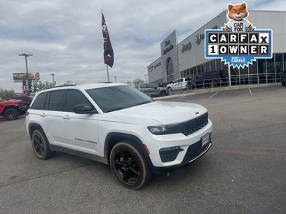 Used 2023 Jeep Grand Cherokee Limited w/ Black Appearance Package