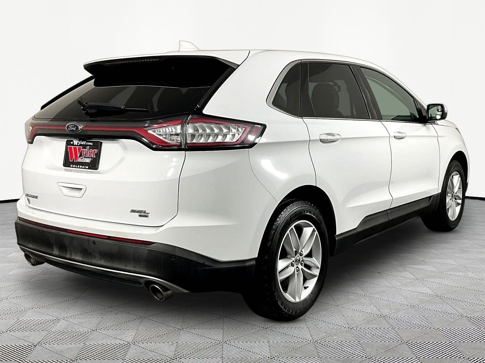 Used 2015 Ford Edge SEL w/ Equipment Group 201A AWD/4WD image 6