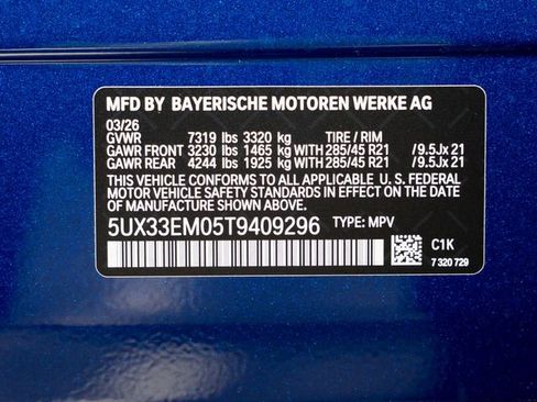 Used 2026 BMW X7 M60i w/ M Sport Professional Package image 24
