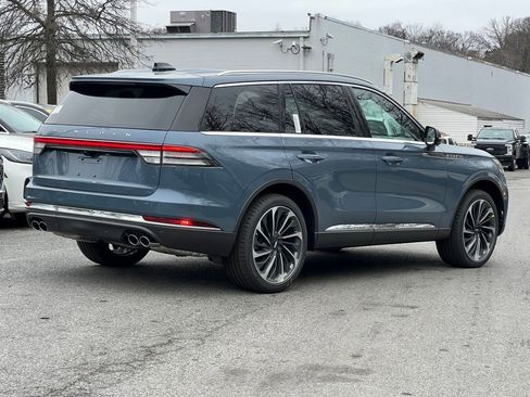 New 2026 Lincoln Aviator Reserve image 4