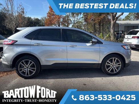 Used 2024 Ford Edge Titanium image 4