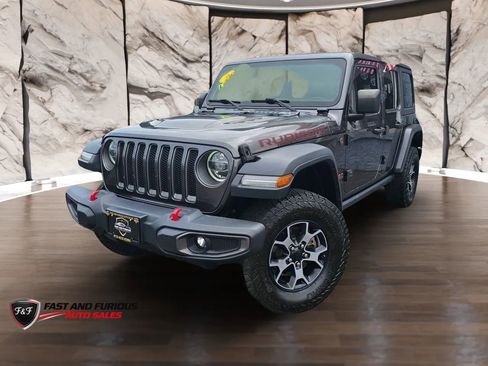 Used 2019 Jeep Wrangler Unlimited Rubicon w/ Dual Top Group AWD/4WD image 2