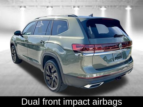 Certified 2026 Volkswagen Atlas SE w/ Panoramic Sunroof Package FWD image 7