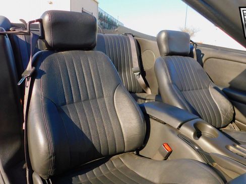 Used 2002 Pontiac Firebird Convertible image 21