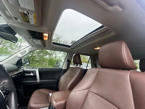 Used 2022 Toyota 4Runner Limited AWD/4WD image 24