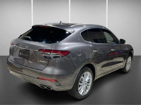 Used 2022 Maserati Levante GT image 6