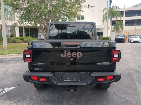 Used 2025 Jeep Gladiator Rubicon AWD/4WD image 6