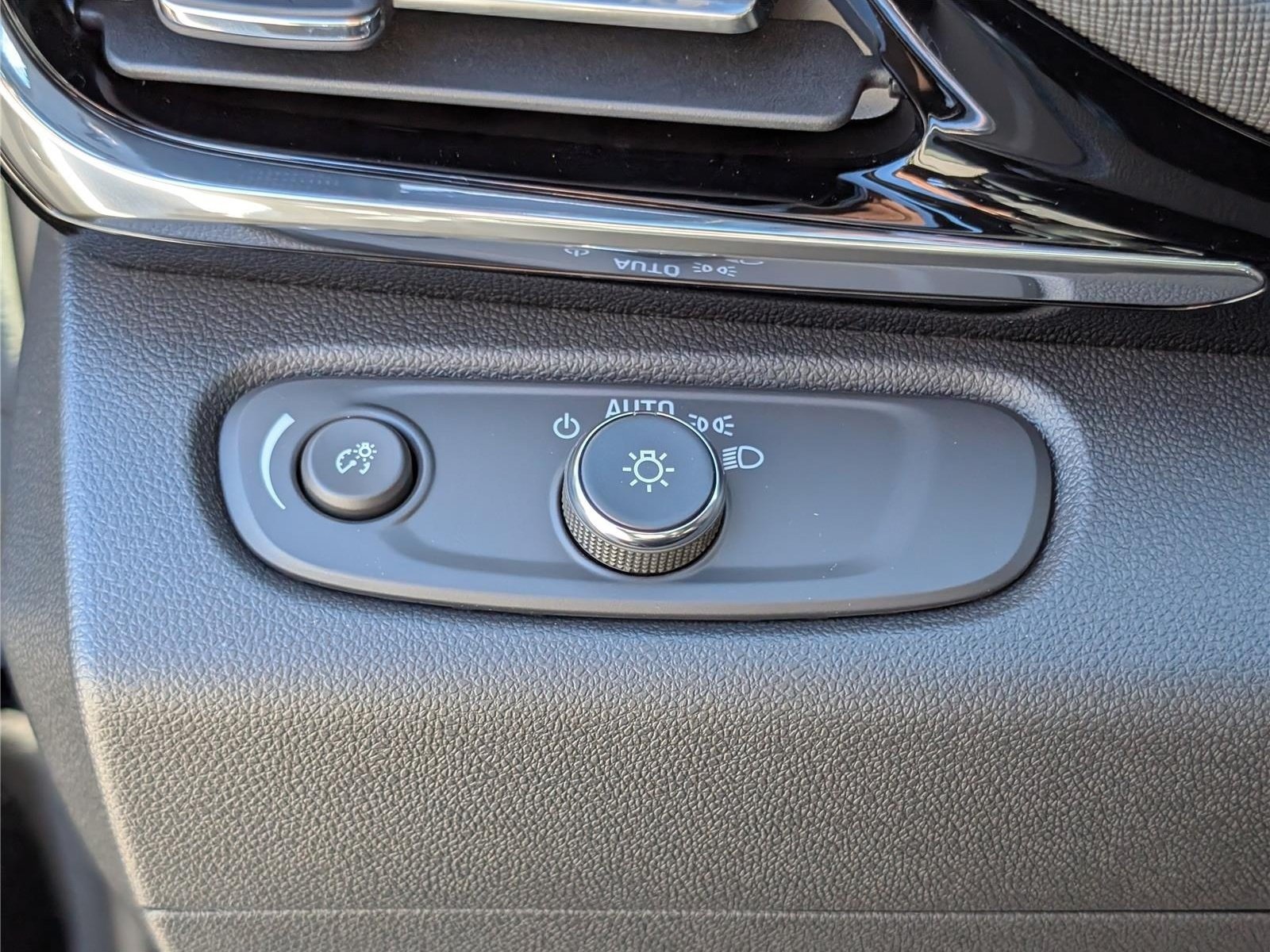 New 2026 Buick Envista Sport Touring w/ Convenience I Package FWD image 18