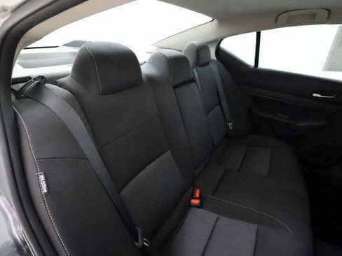 Used 2022 Nissan Altima 2.5 SV image 19