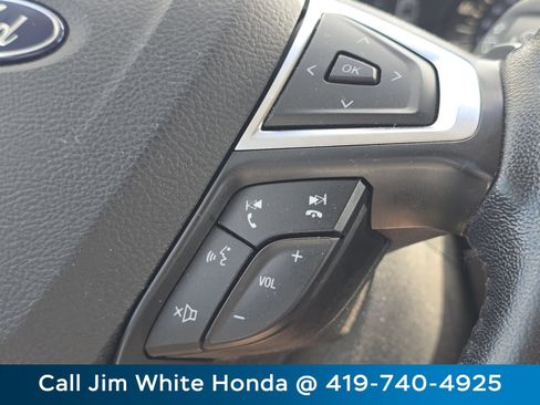 Used 2017 Ford Edge SEL FWD image 30