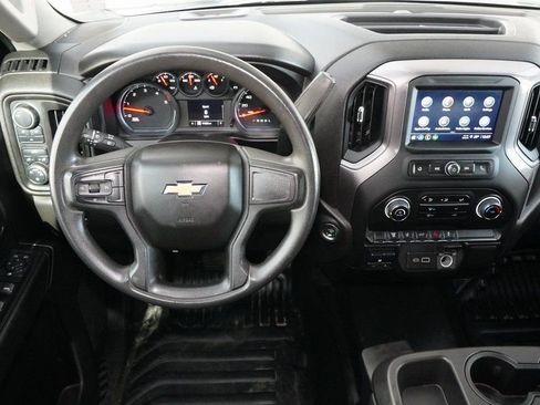 Used 2024 Chevrolet Silverado 3500 W/T image 19