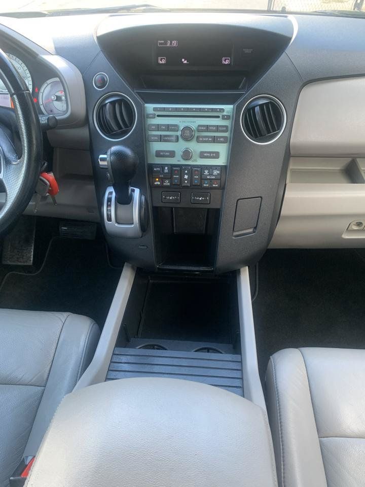 Used 2009 Honda Pilot EX-L image 12