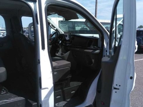 Used 2024 Ford Transit 350 XLT RWD image 3